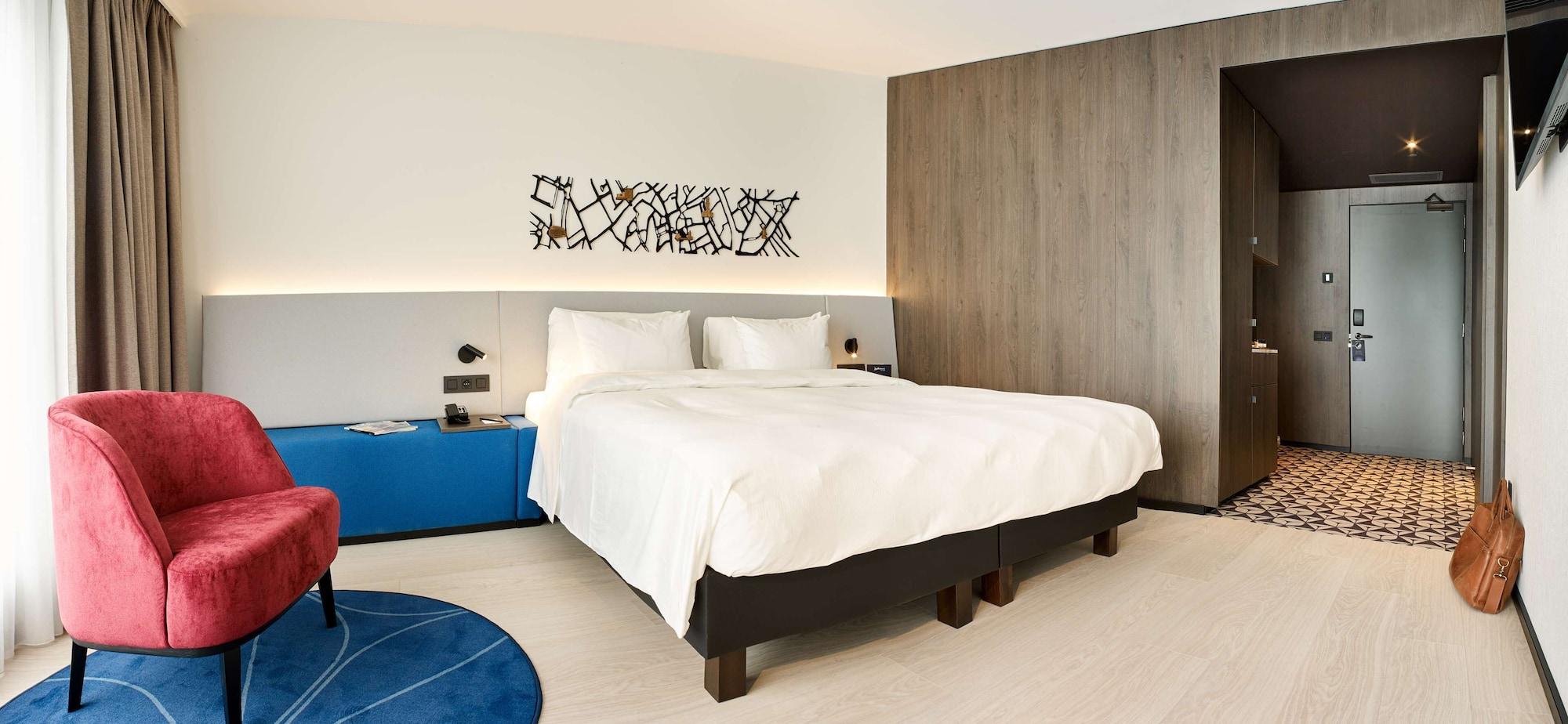 Radisson Blu Hotel, Hotel